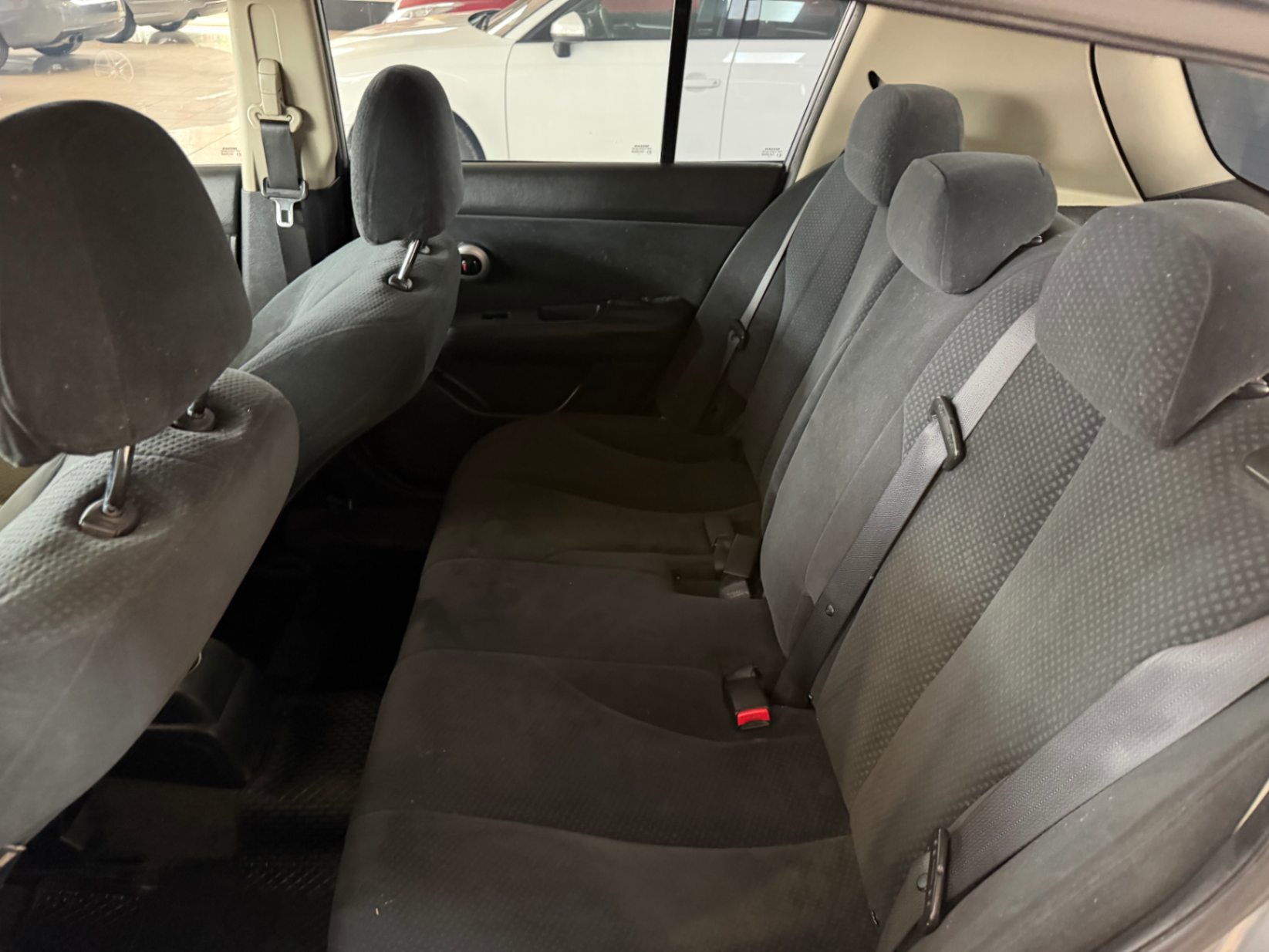 Nissan Tiida - Imagen 11