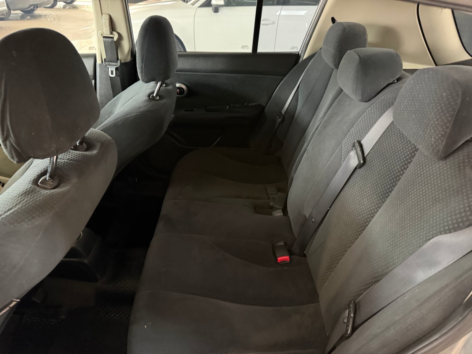 Nissan Tiida - Imagen 12