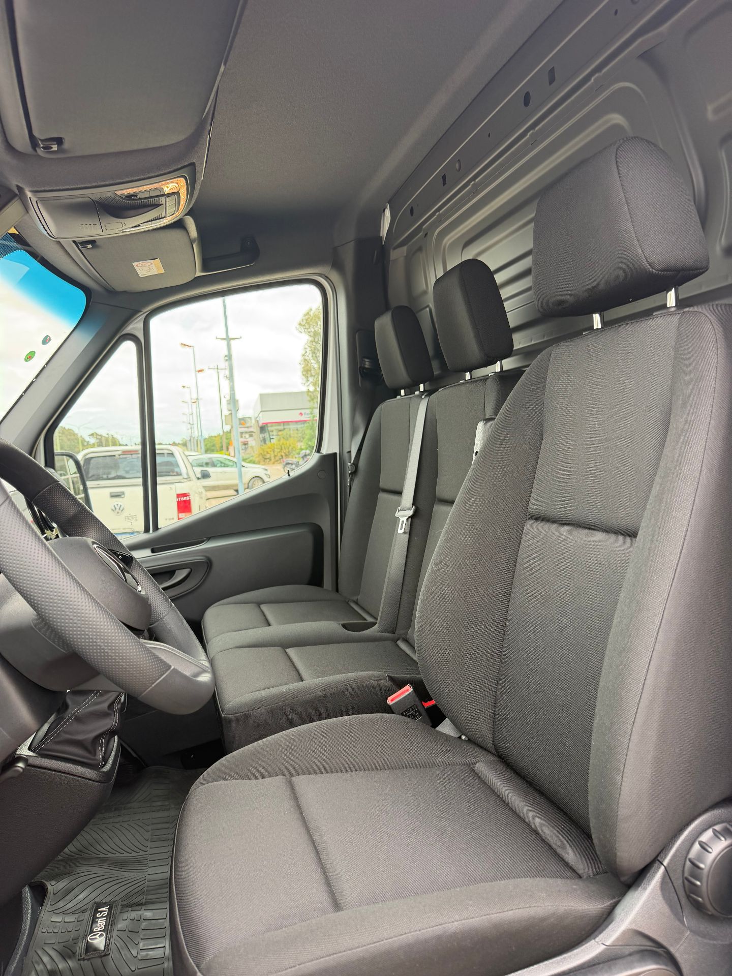 Mercedes-Benz Sprinter - Imagen 13