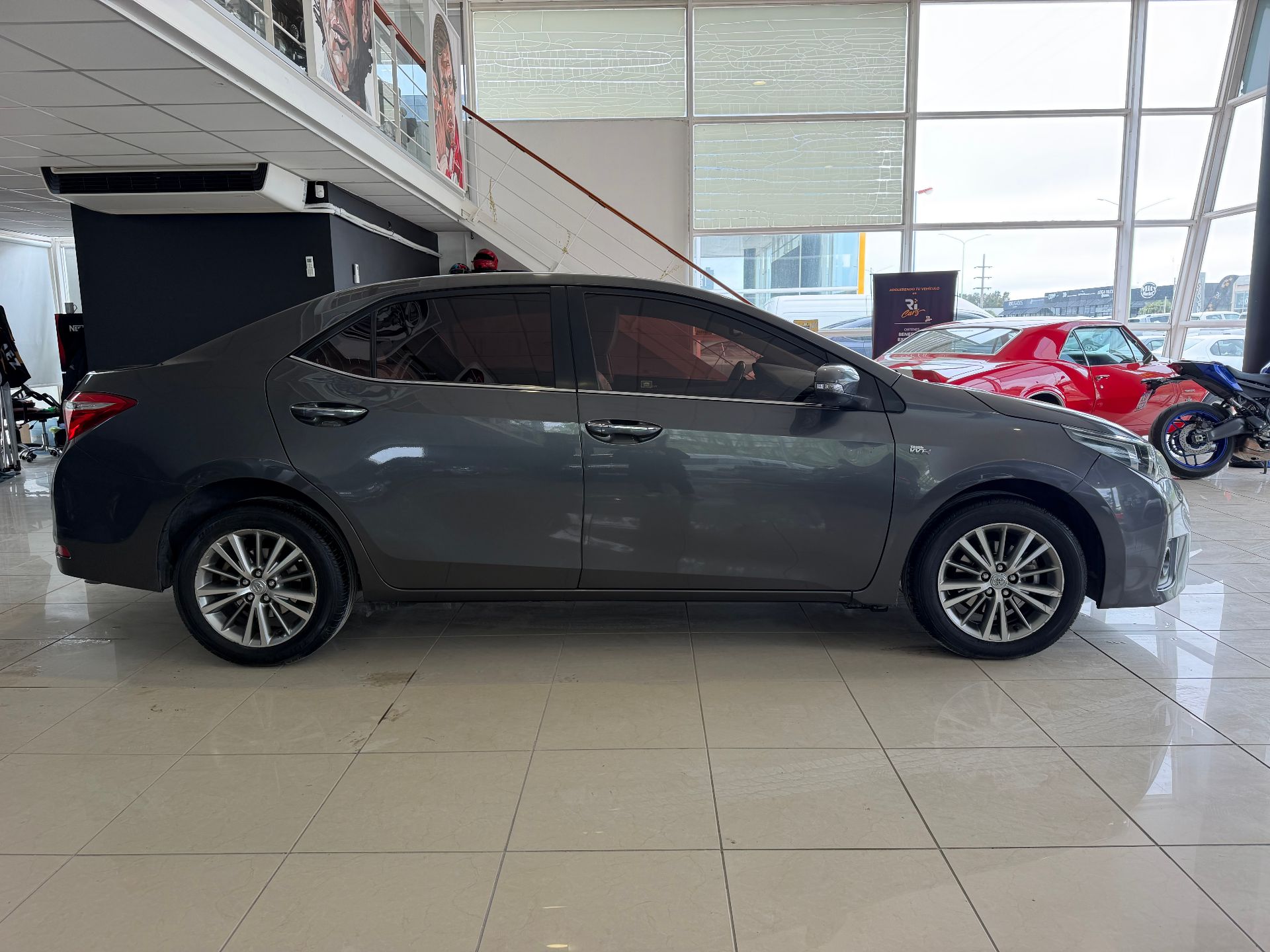 Toyota Corolla - Imagen 4