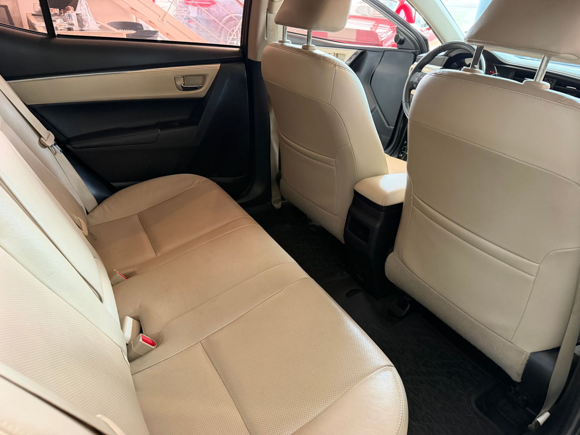 Toyota Corolla - Imagen 10
