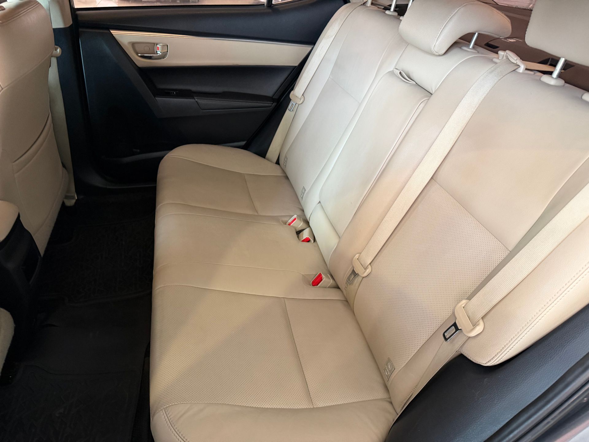 Toyota Corolla - Imagen 14
