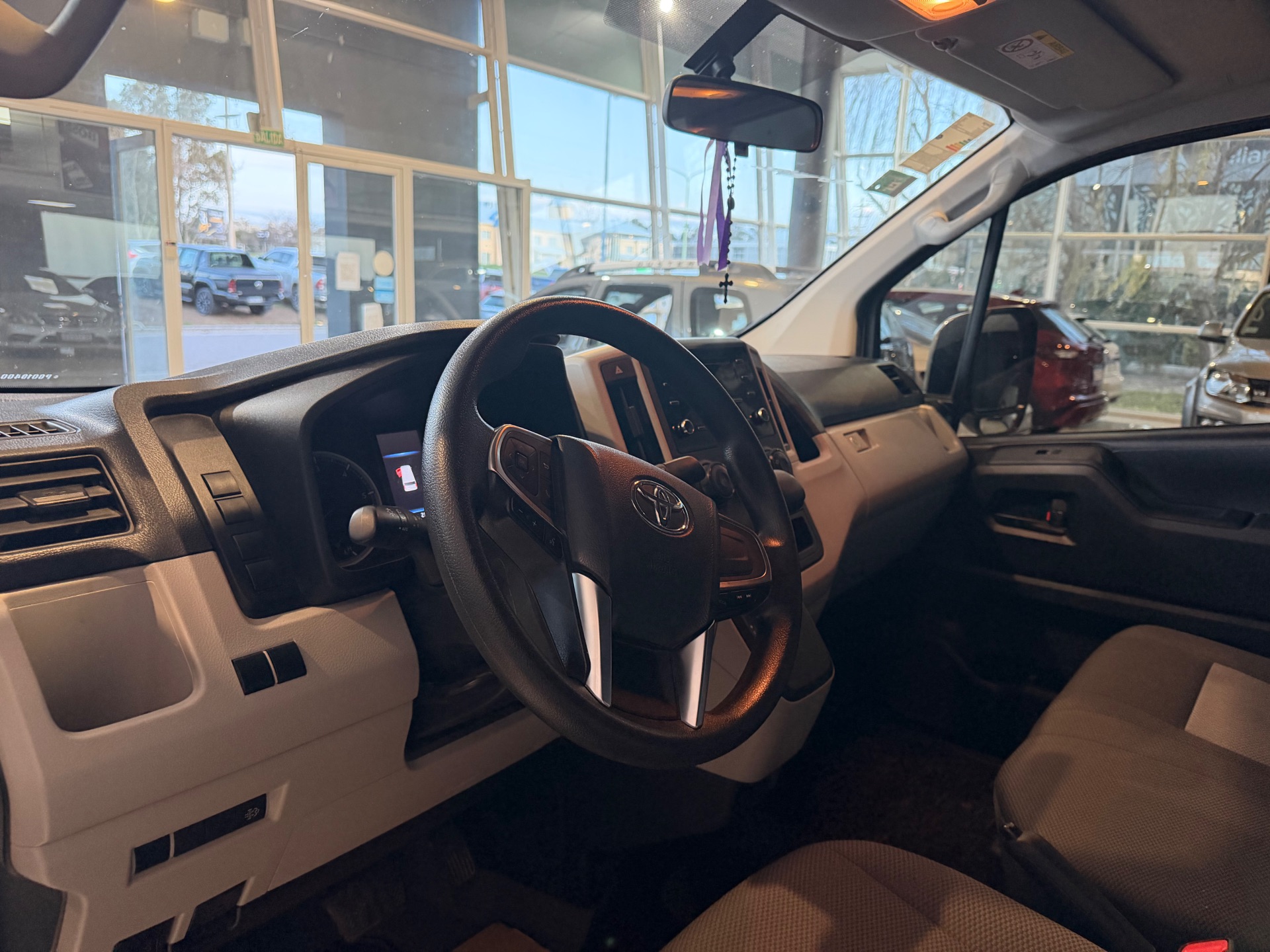 Toyota Hiace  - Imagen 9