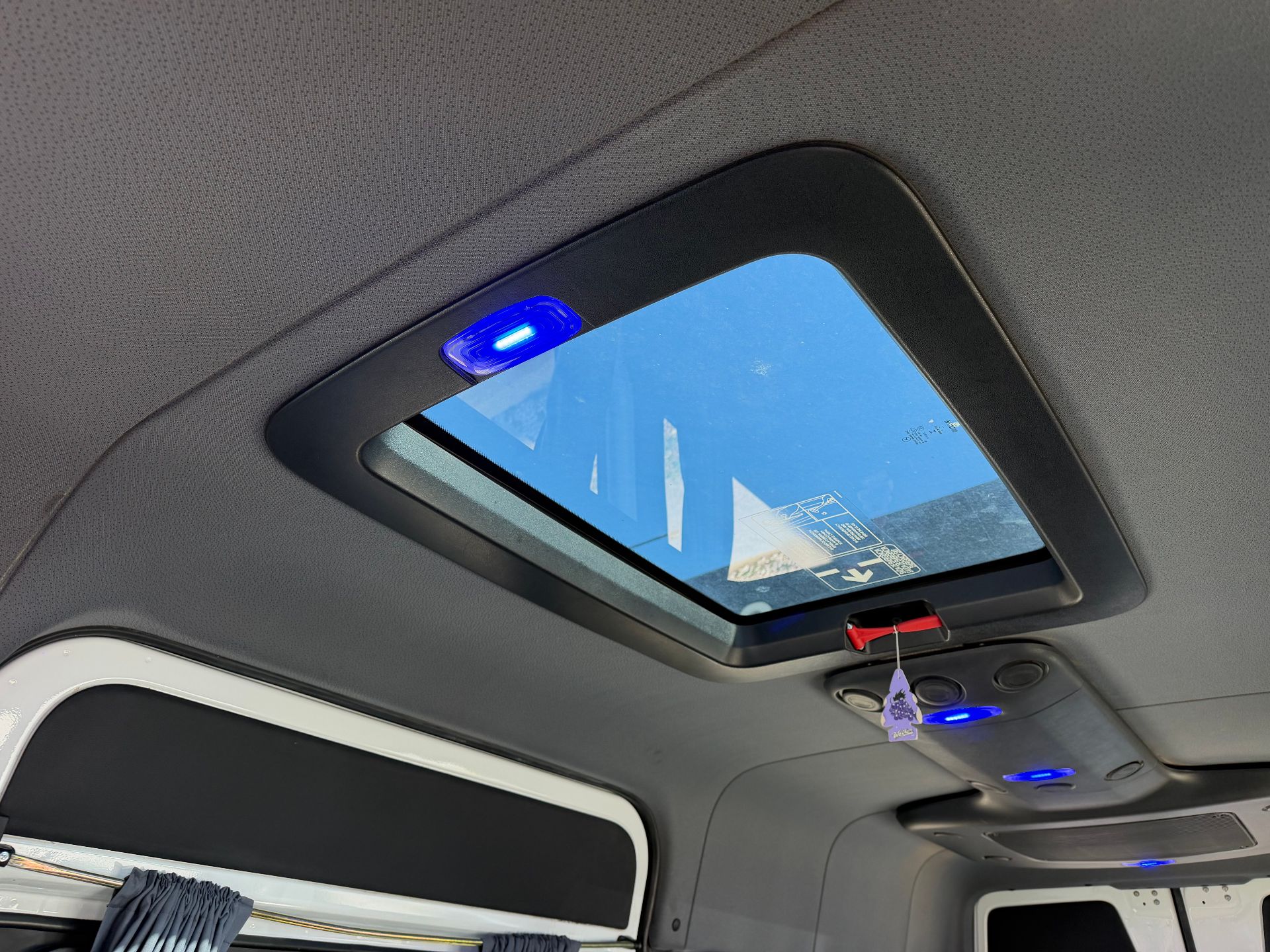 Mercedes-Benz Sprinter - Imagen 11